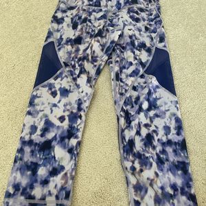 Old Navy Cropped Leggings Purple Go-Dry Woman's size M